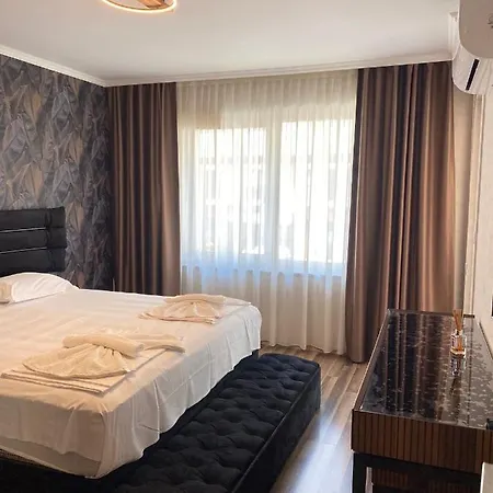 Valencia Gardens Royal Апартамент *