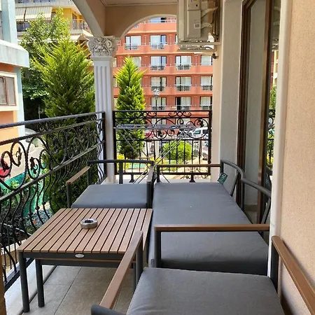 Valencia Gardens Royal * Несебър